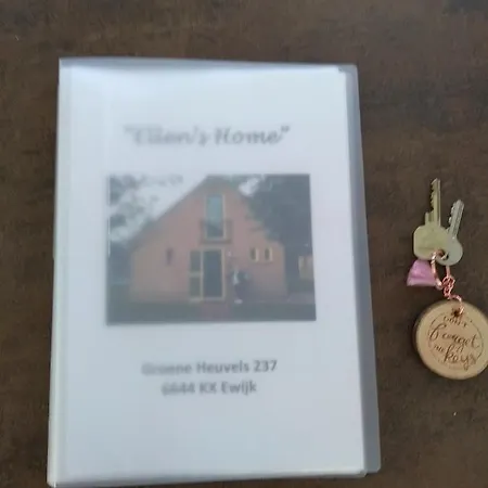 Holiday home Ellen's Ewijk