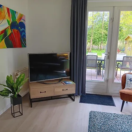 Holiday home Ellen's Ewijk
